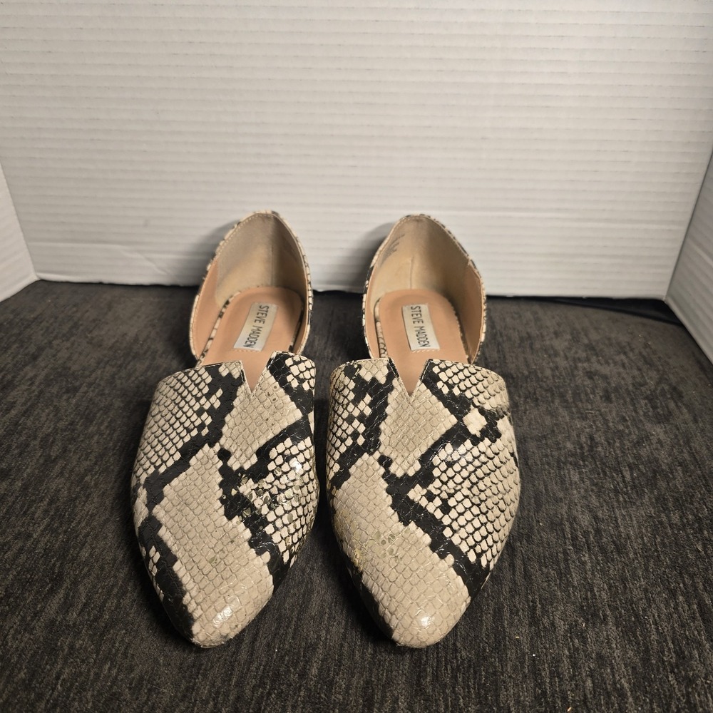 Steve Madden Darian Womens Snake Printโ Flats Shoes Womens Size 8.5M
